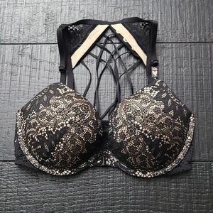 NWT Victoria's Secret Push-up Bra